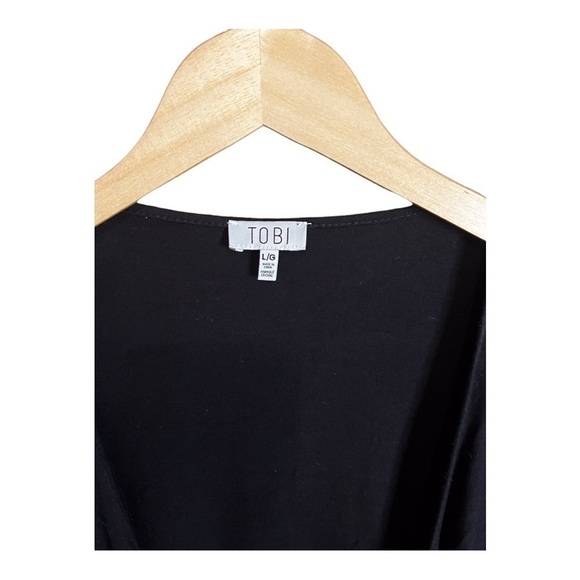 𝅺TOBI women’s navy cross front top, size Large. - Picture 3 of 3